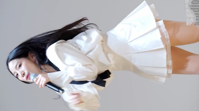 韓国ミニスカアイドル